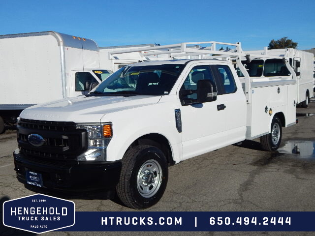 2020 Ford F350 8' SUPER CAB Utility on Single Rear Wheels with RACK & SLIDING CENTER COVER