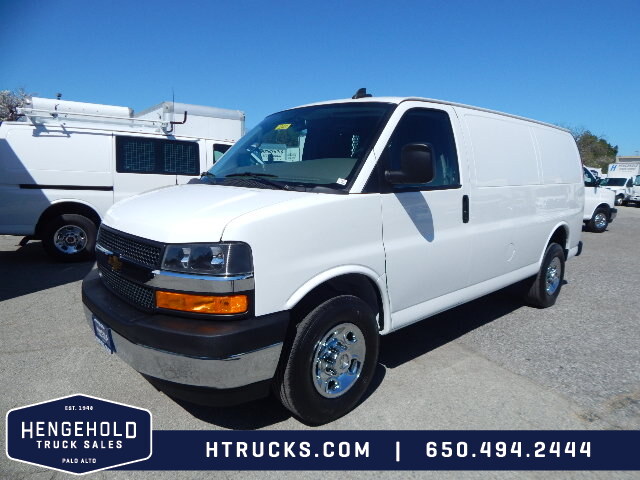 2021 Chev 2500 Express Cargo Van