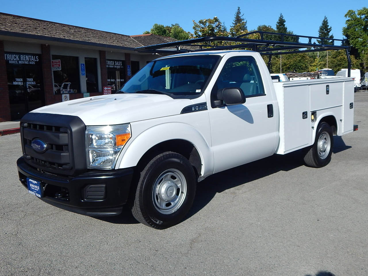 Used 2015 Ford F250 Single Rear 08 with 38,685 miles for sale in Palo Alto, CA at $36,995