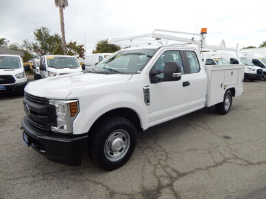 Used 2019 Ford F350 Single Rear 08 with 36,066 miles for sale in Palo Alto, CA at $46,995