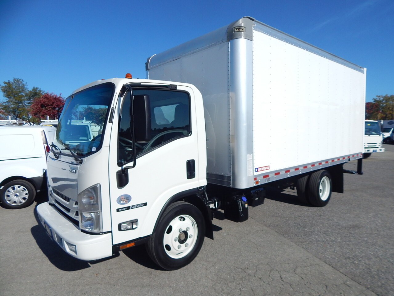 Used 2022 Isuzu NRR Bobtail 16 with 76,766 miles for sale in Palo Alto, CA at $48,995