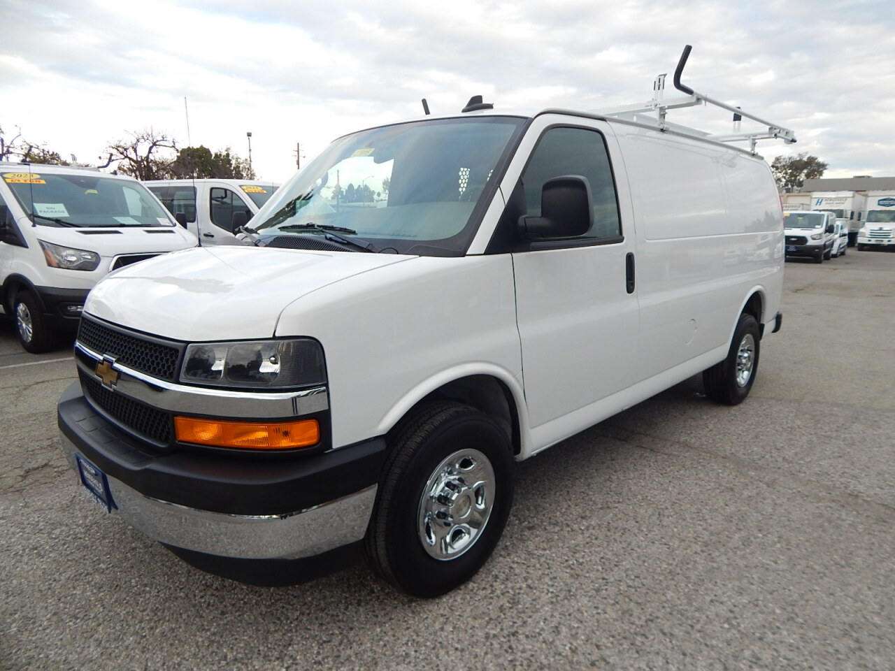 Used 2024 Chevrolet 2500 3/4-Ton with 15,384 miles for sale in Palo Alto, CA at $39,995