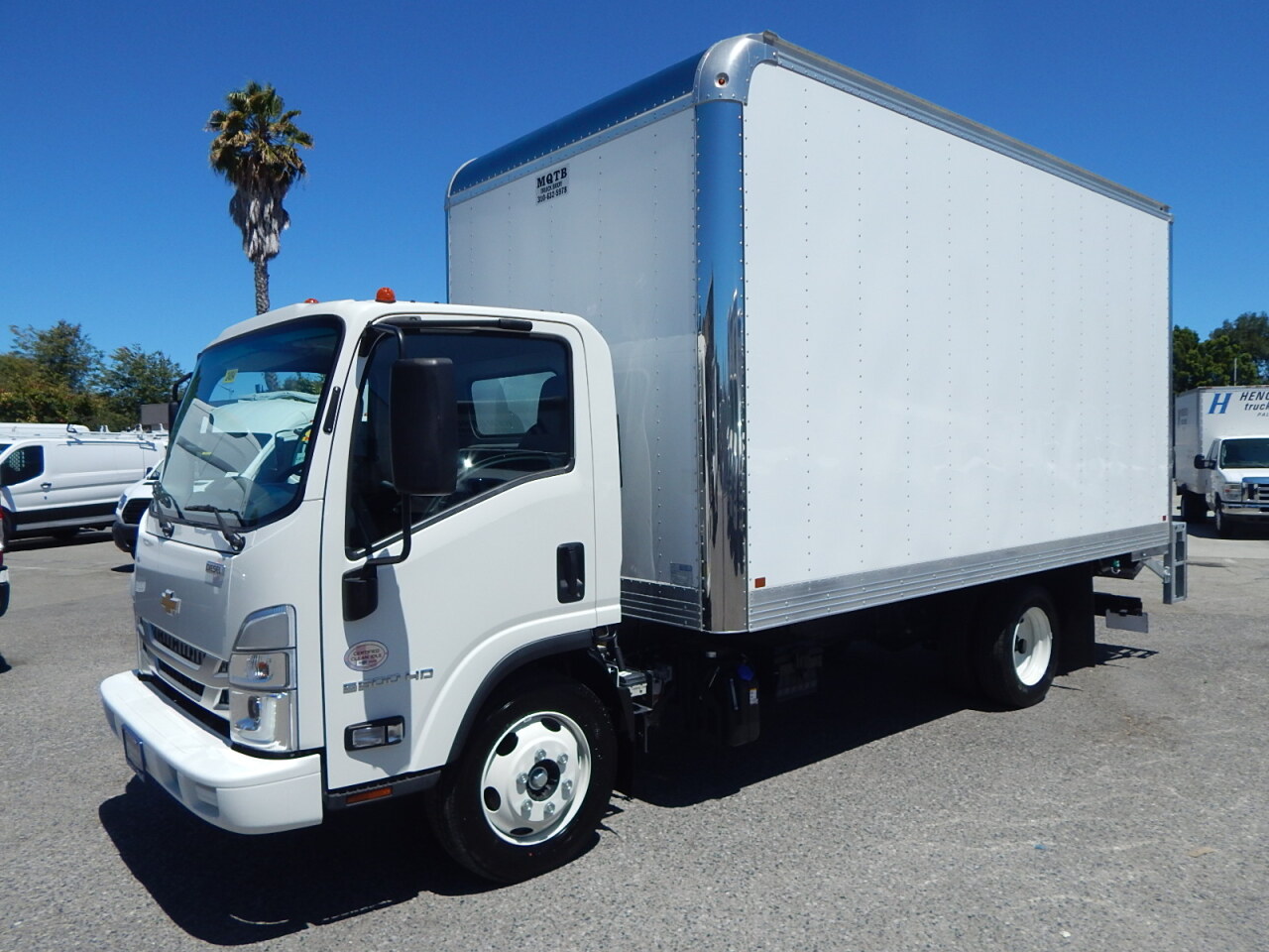 Used 2024 Chevrolet LCF 5500 HD Bobtail 16 with 450 miles for sale in Palo Alto, CA at $71,995