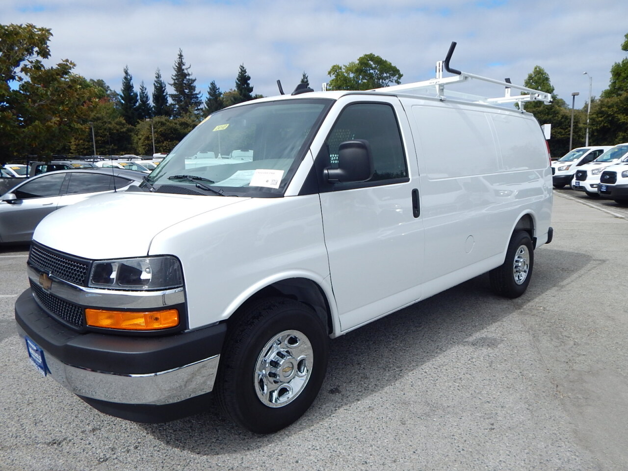 Used 2025 Chevrolet 2500 3/4-Ton with 8,724 miles for sale in Palo Alto, CA at $38,995